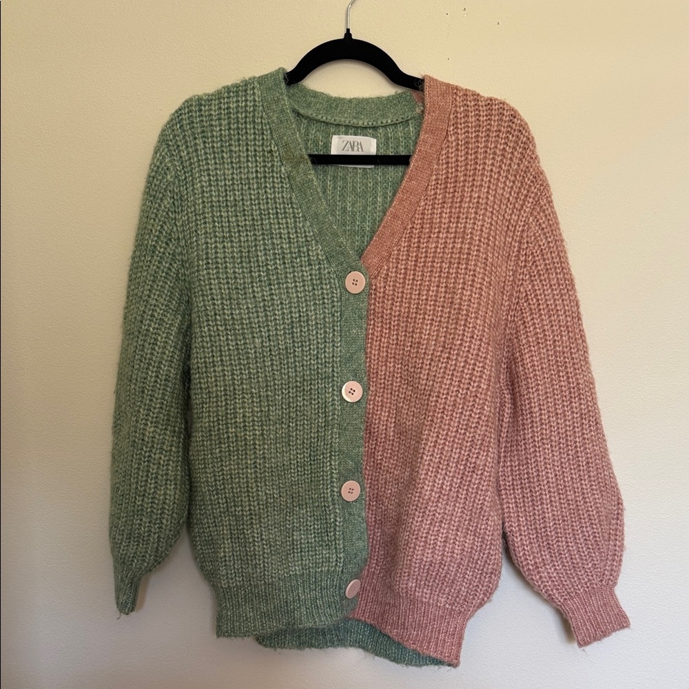 Zara Women's Two-Tone Cardigan in Green and Pink